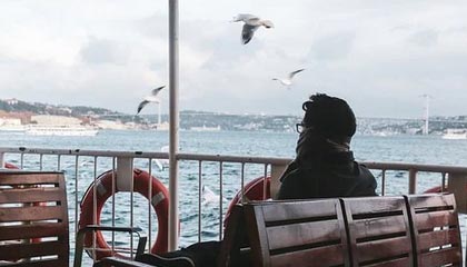 九游中国官网-特色水上极速滑艇比赛，水域快艇的极限狂飙，滑水艇价格